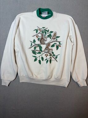 Vintage Jerzees Cream Crewneck Sweatshirt with Squirrels